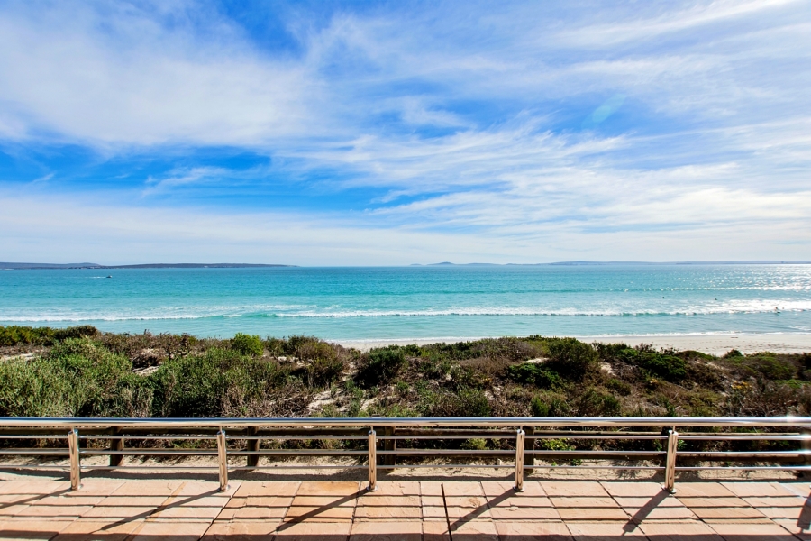 5 Bedroom Property for Sale in Calypso Beach Western Cape